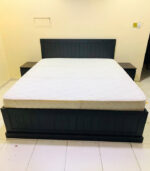 Black Wood King Bed Set with Under-Bed Storage Drawers, Mattress & 2 Side Tables | Used Furniture