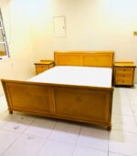 Light Golden Oak Wooden King Bed Set with Panel Footboard, Mattress & 2 Three-Drawer Nightstands | Used Furniture