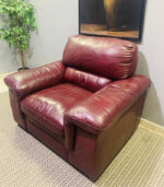 Pre-Owned Burgundy Leather Single Sofa — Used Club Chair & Living Room Armchair - Image 2