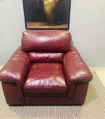 Pre-Owned Burgundy Leather Single Sofa — Used Club Chair & Living Room Armchair
